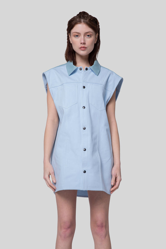 Front view of Blue Collar vest with four-pocket construction