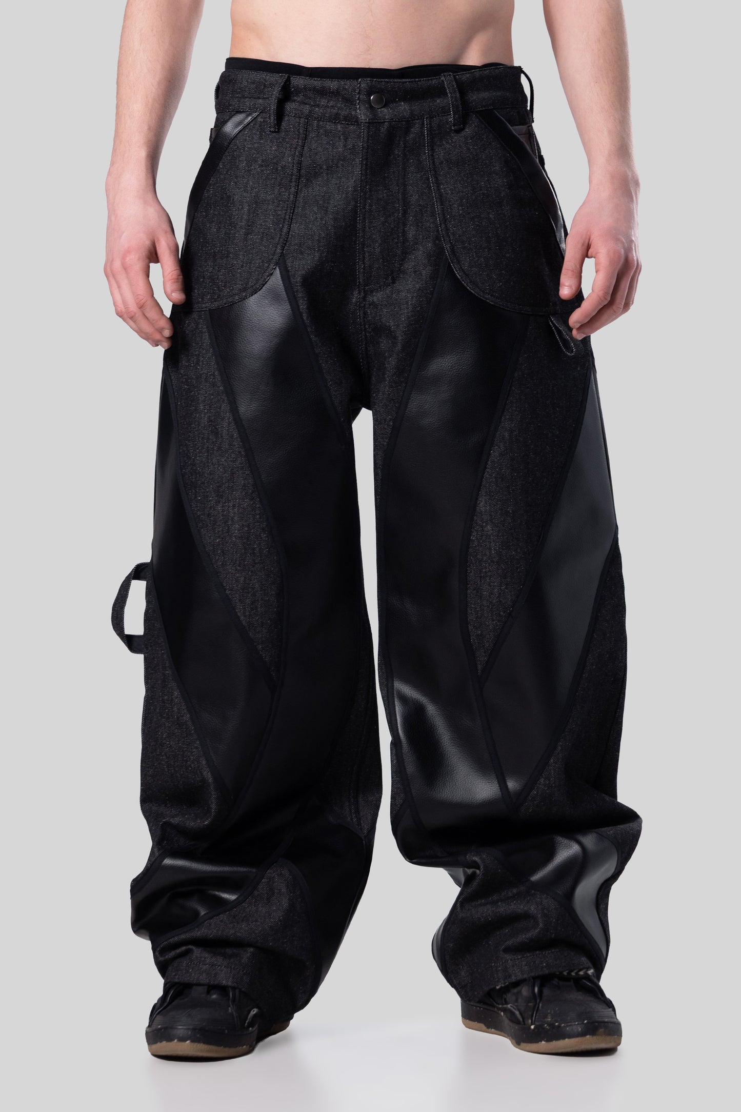 Front view of Bloom jeans in carbon raw denim showing balloon leg shape