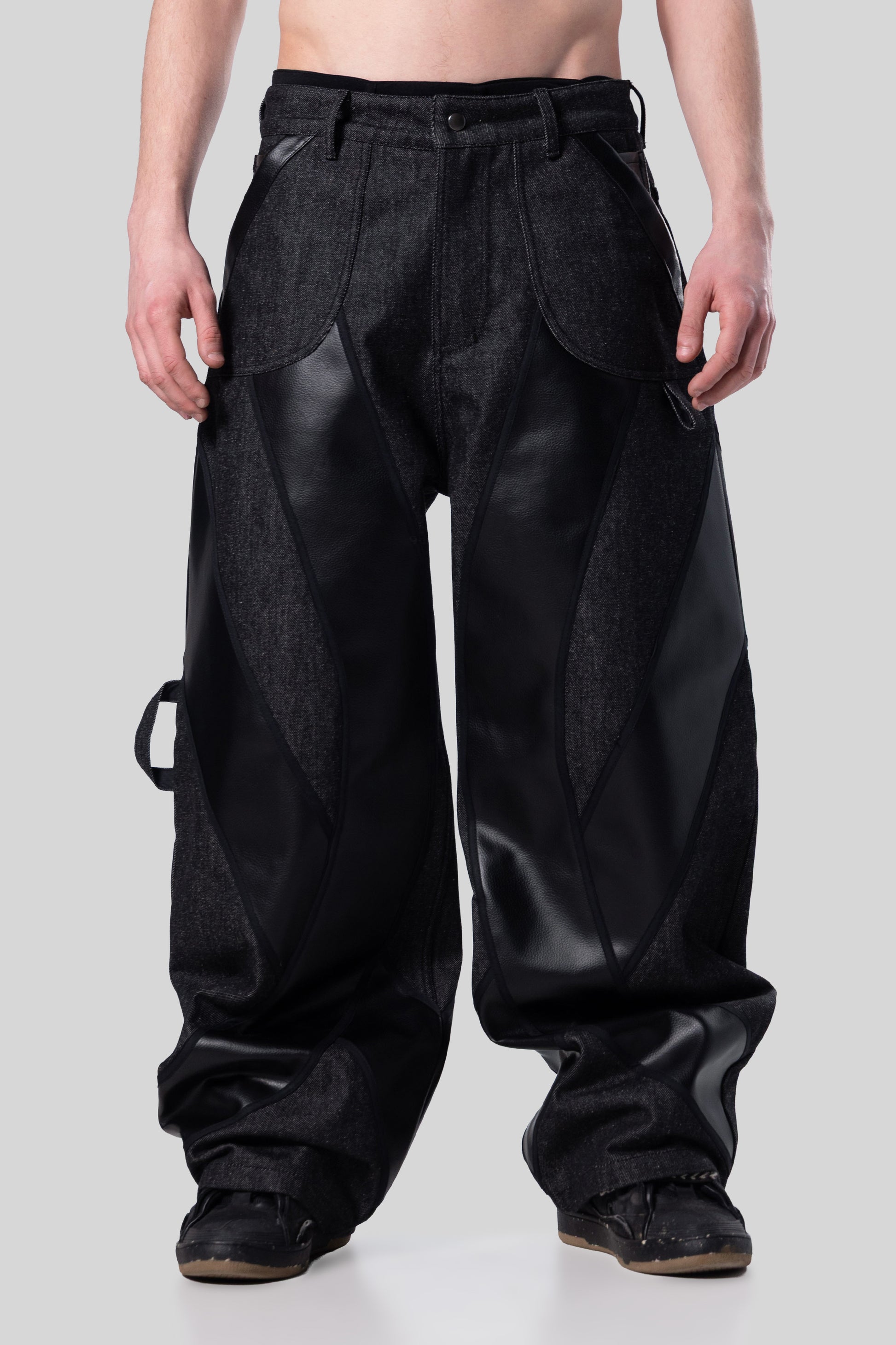 Front view of Bloom jeans in carbon raw denim showing balloon leg shape