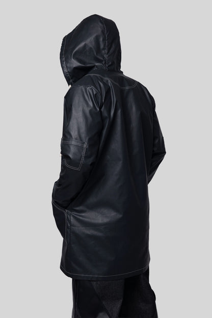 Back view of Totem coat with hood detail